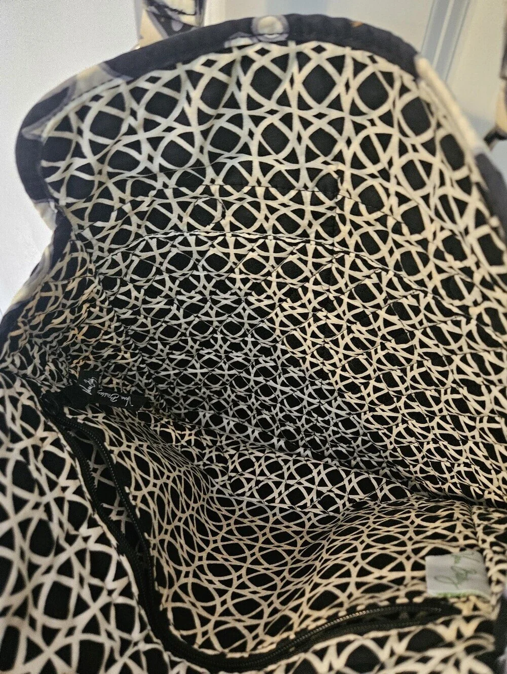Vera Bradley stylish black